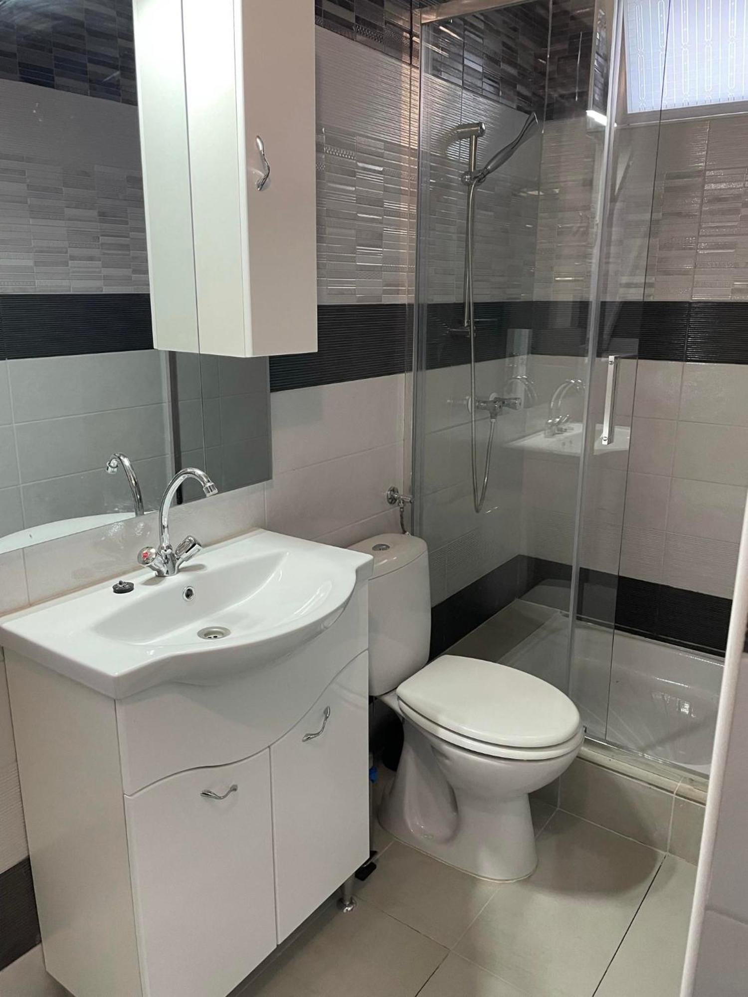 Adam Apartman Hajduszoboszlo Exterior photo