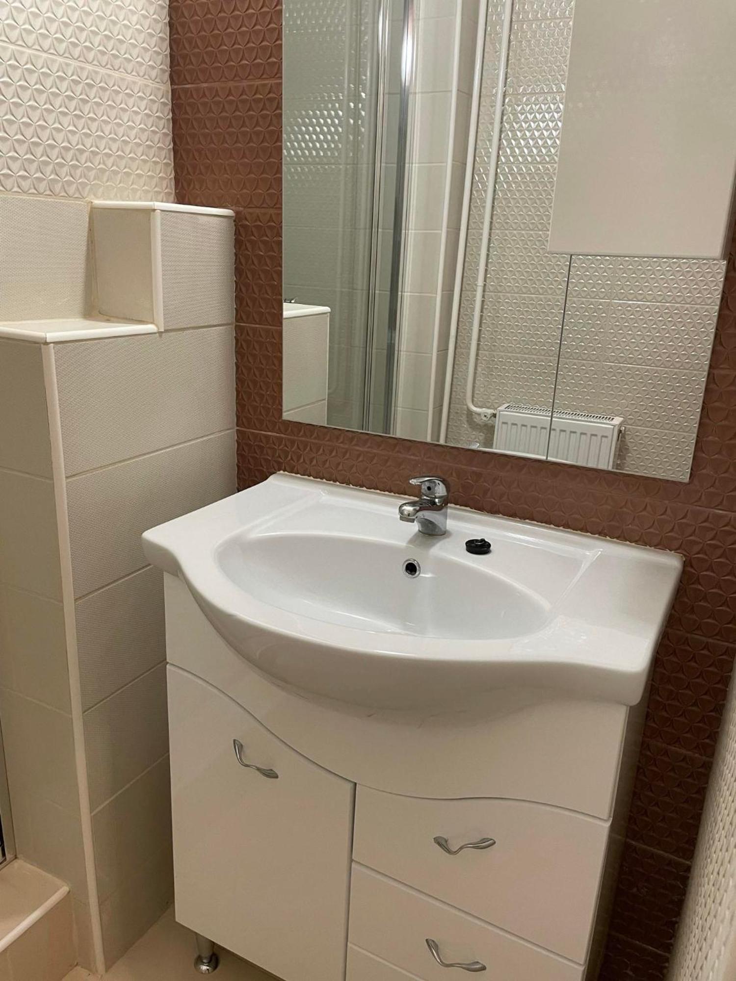 Adam Apartman Hajduszoboszlo Exterior photo